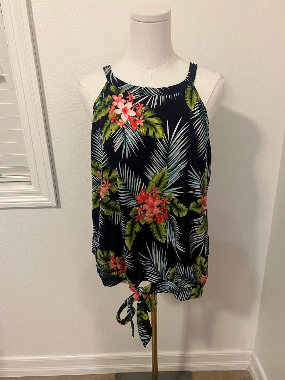 SJS Navy Tropical Floral Tie-Hem Tank Top